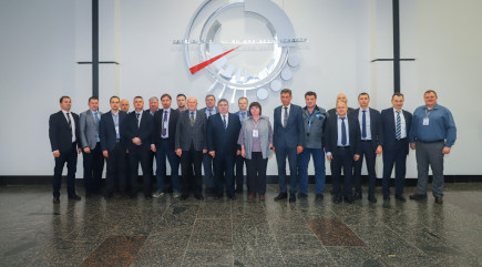 партнёрский визит экспертов «Росэнергоатома» подтвердил высокий уровень безопасности на Смоленской АЭС - фото - 3