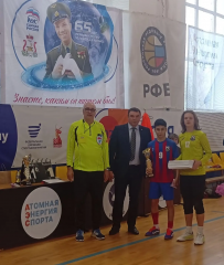 зональный этап Турнира по мини-футболу, проводимый в рамках областного конкурса «Знаете, каким он парнем был», посвященный 65-летию первого космического полета летчика-космонавта Юрия Алексеевича Гагарина - фото - 4